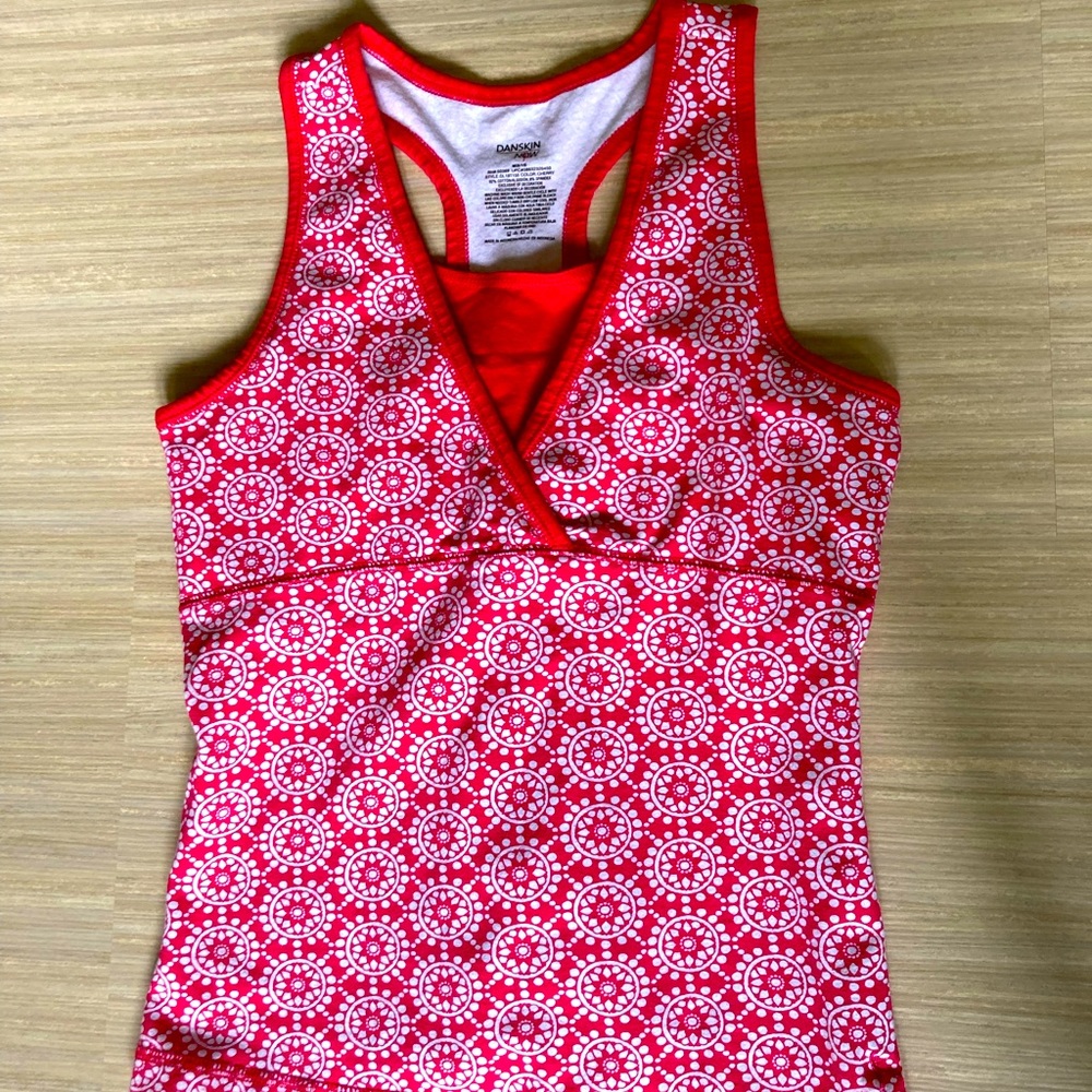 Built in shelf bra, Danskin work out top
